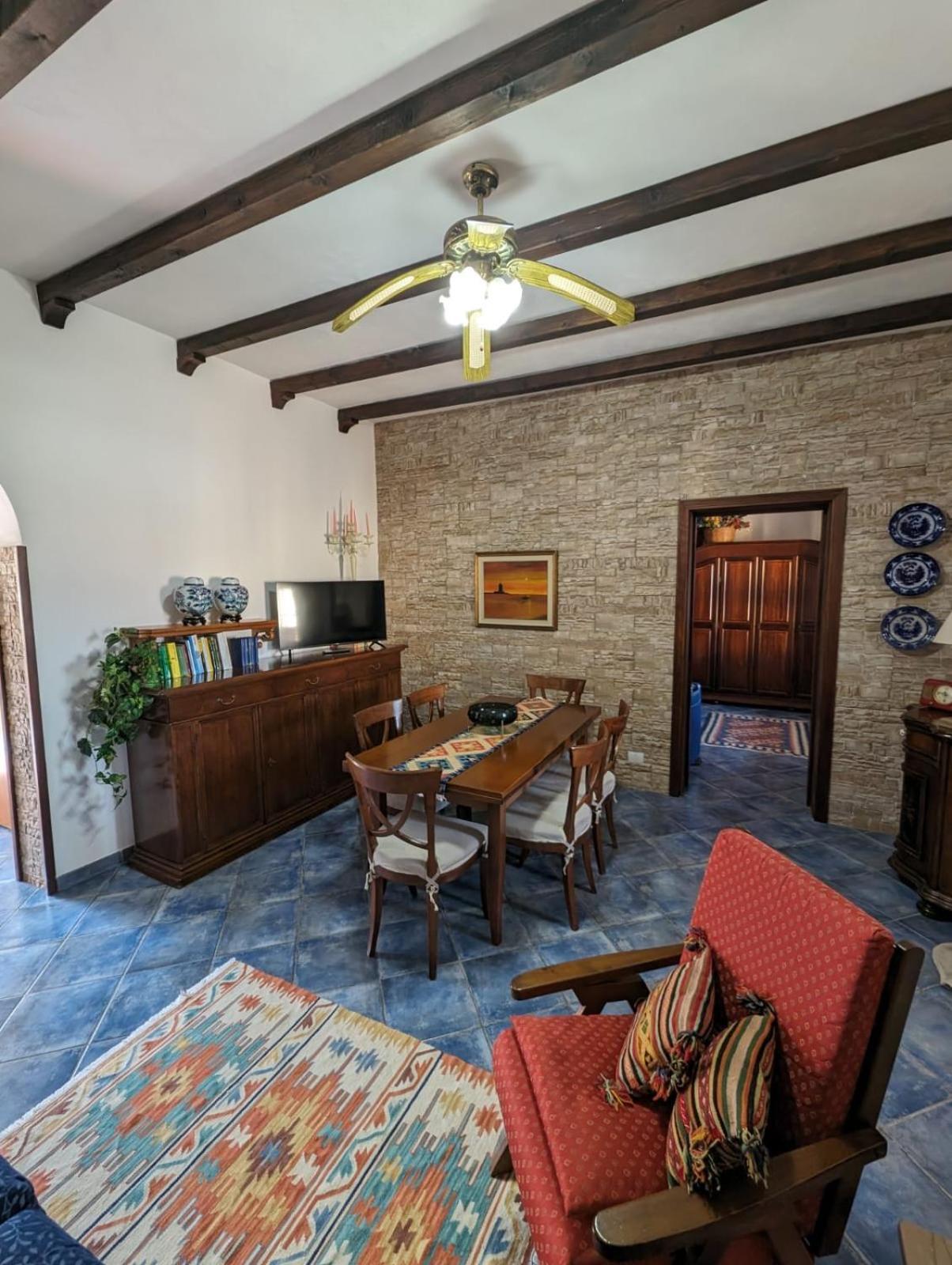 Villa Baia Di Cornino كوستوناتشي المظهر الخارجي الصورة